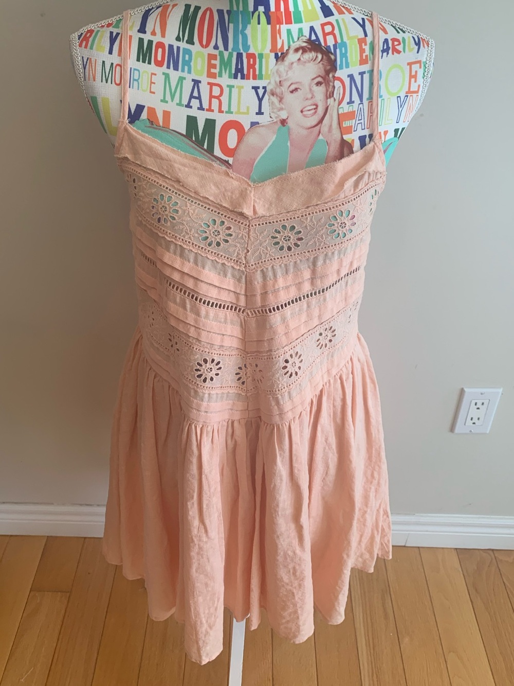 NWT Forever 21 Peach Eyelet Detail Lined Sundress w Adjustable Straps